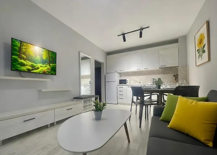 公寓 Eskada 阿赫托波尔